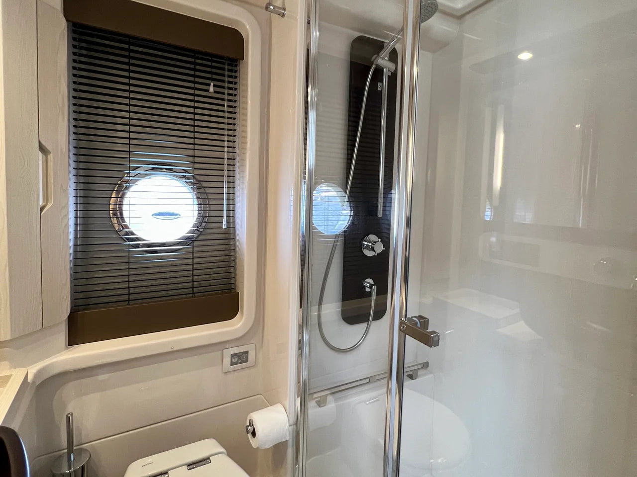 2019 Azimut 50 FLYBRIDGE 50.0 feet, Huntington, NY #60