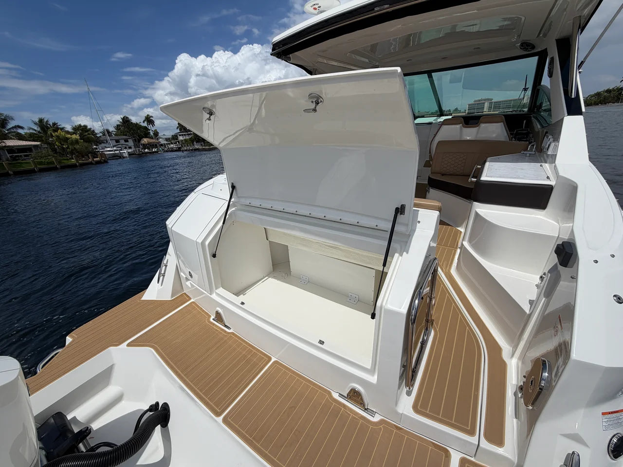 2026 Sea Ray Sundancer 320 Outboard 32.0 feet, Miami, FL #22