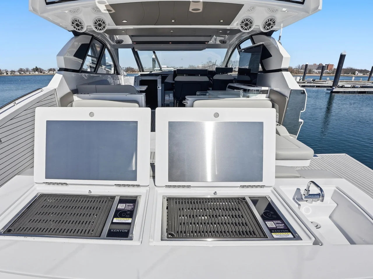 2026 Cruisers Yachts 50GLS OB 50.0 feet, Quincy, MA #10