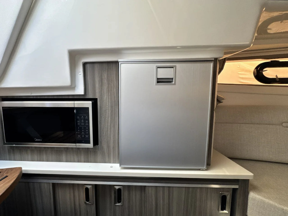 2026 Sea Ray Sundancer 320 Outboard 32.0 feet, Huntington, NY #31