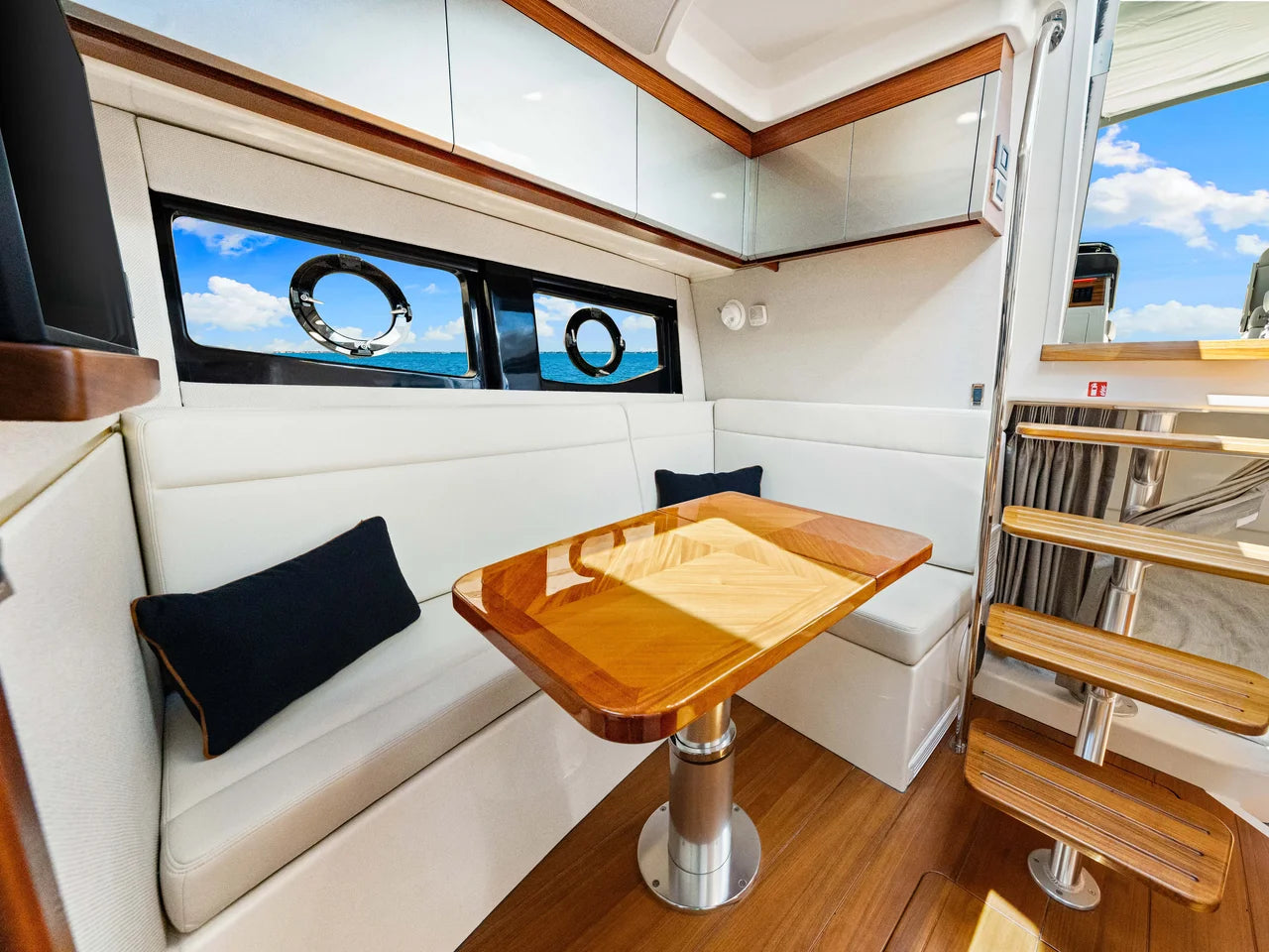 2026 Boston Whaler 405 Conquest 40.0 feet, Sarasota, Florida #86
