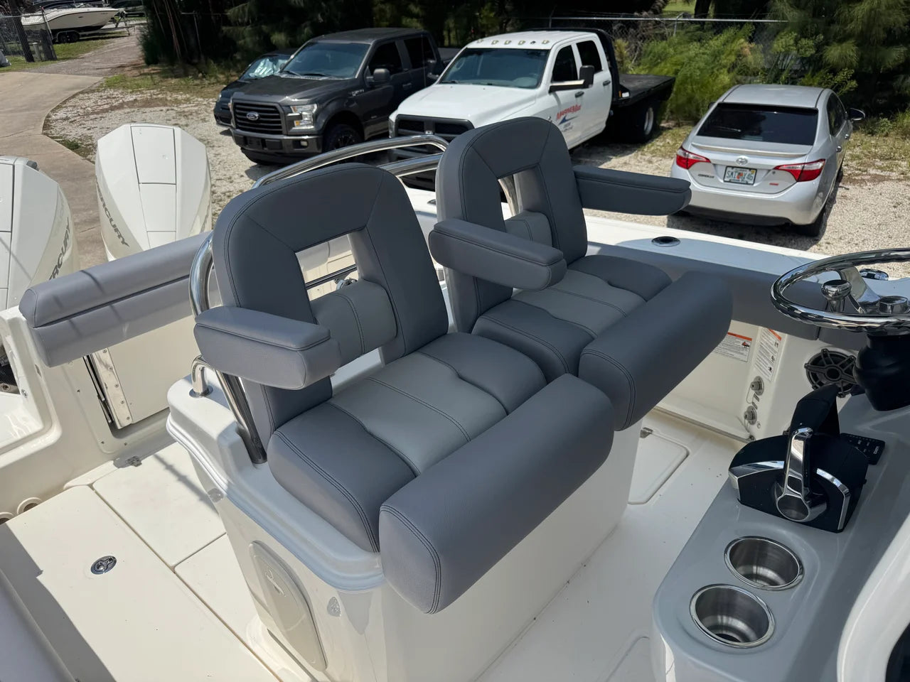 2026 Boston Whaler 250 Outrage 25.0 feet, Cocoa, Florida #9