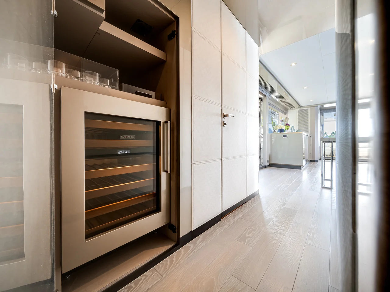 2025 Ocean Alexander 27R 88.0 feet, Fort Lauderdale, FL #37