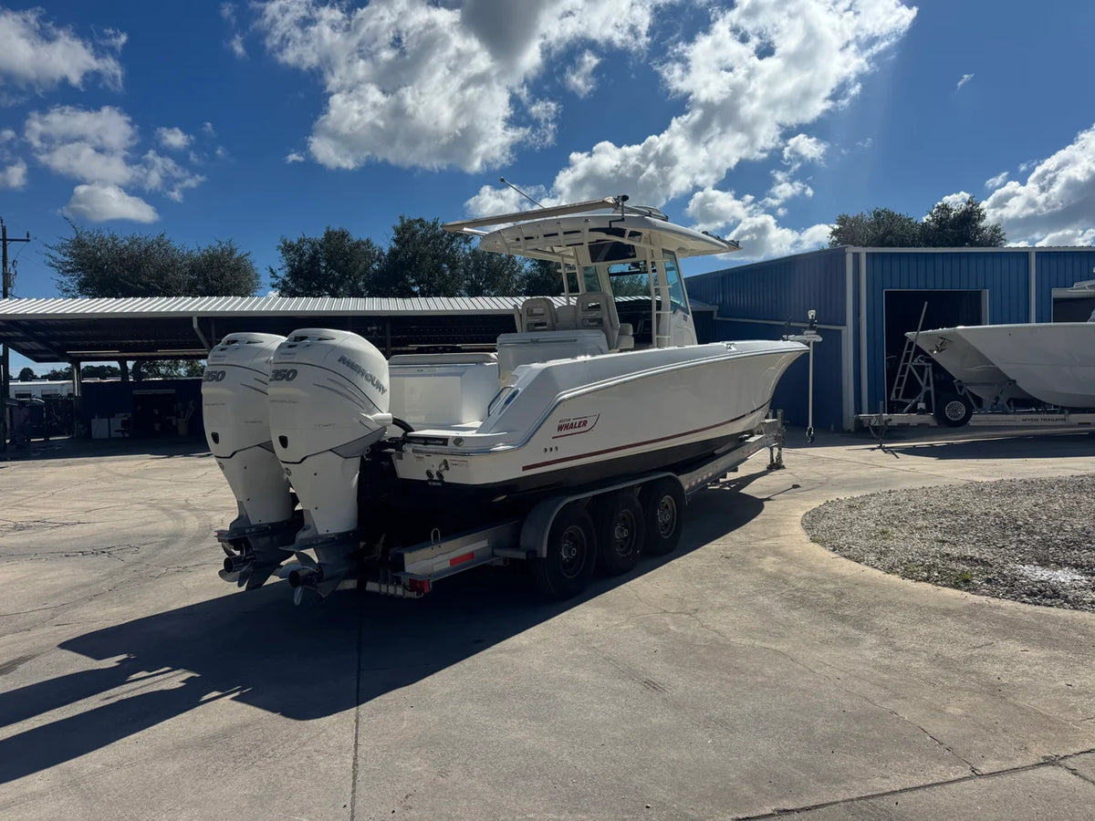 2017 Boston Whaler 33 OR 33.0 feet, Cocoa, Florida #3