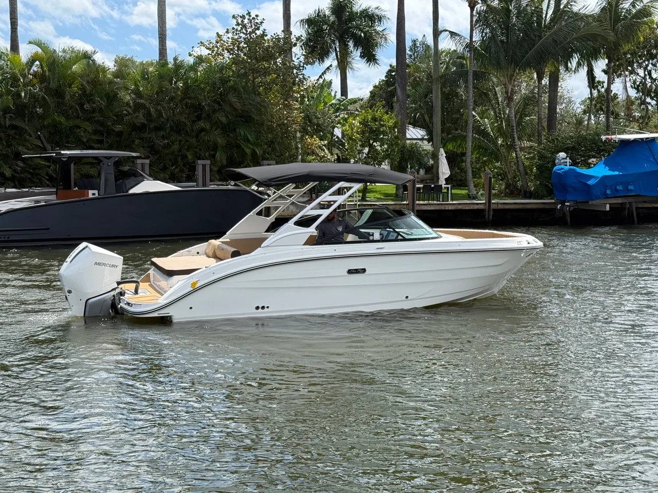 2026 Sea Ray SDX 250 Outboard 25.0 feet, Miami, FL #2