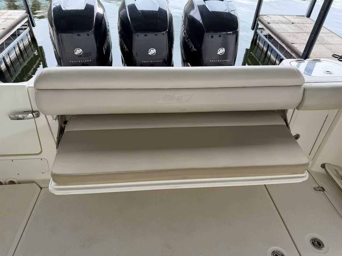 2017 Boston Whaler 350 OUTRAGE 35.0 feet, Lake Ozark, MO #27
