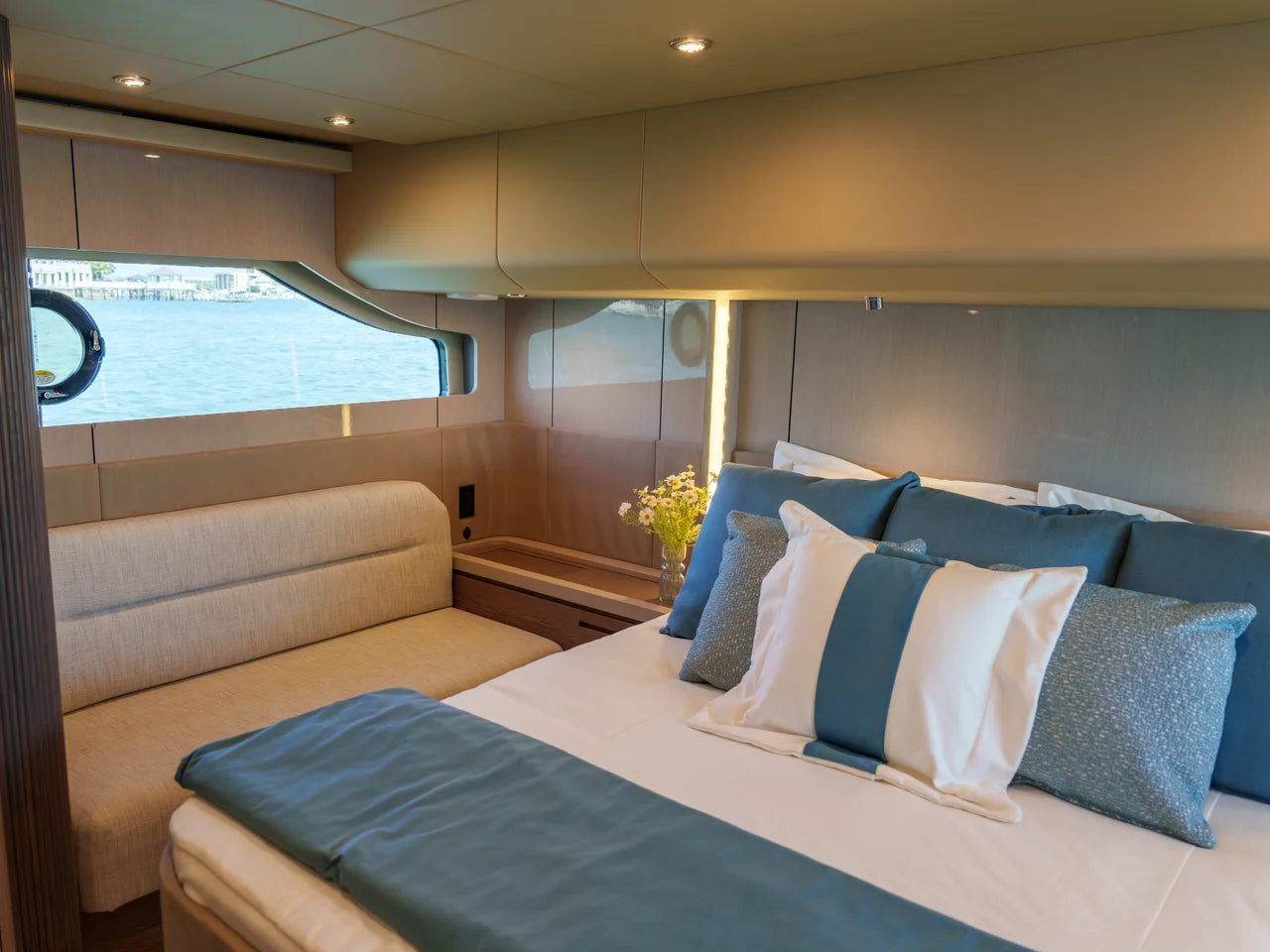 2026 Cruisers Yachts 50 FLY 50.0 feet, Wrightsville Beach, North Carolina #10