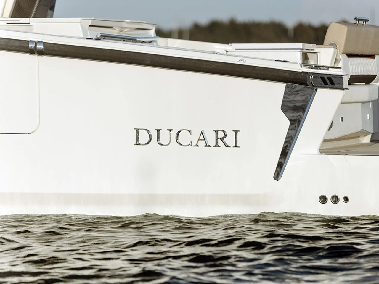 2027 Ducari 37 XIV 37.0 feet, Inuvik, Northwest Territories #16
