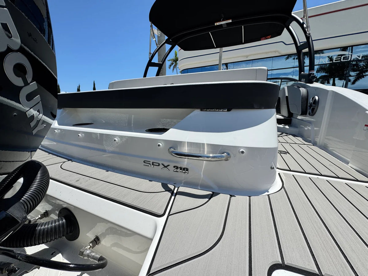 2026 Sea Ray SPX 210 Outboard 21.0 feet, Pompano Beach, Florida #9