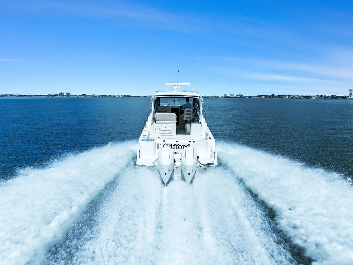 2023 Boston Whaler 325 CONQUEST 32.0 feet, St Petersburg, FL #17