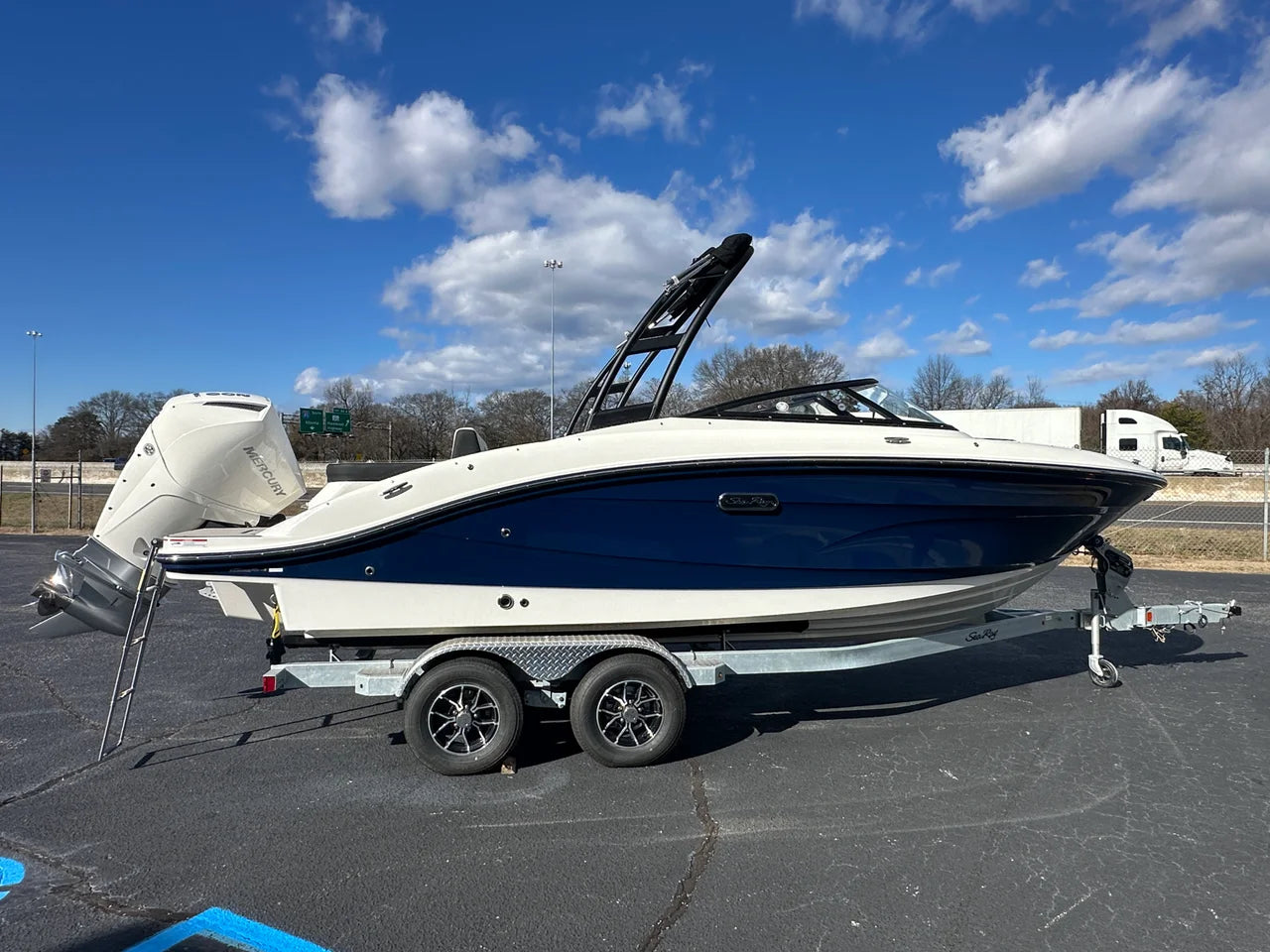 2026 Sea Ray SPX 210 Outboard 21.0 feet, Greenville, SC #3