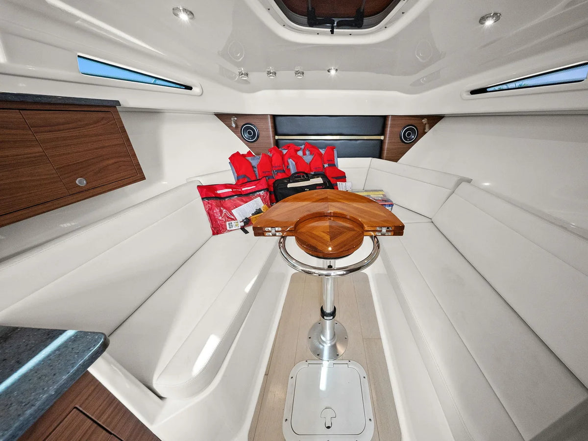 2023 Boston Whaler 325 CONQUEST 32.0 feet, St Petersburg, FL #24
