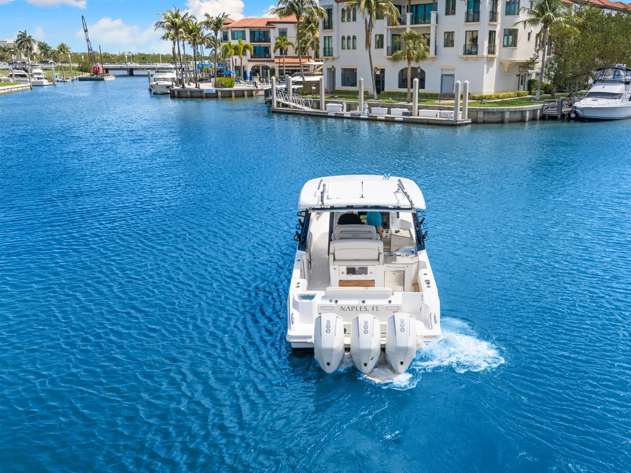 2022 Boston Whaler 350 REALM 35.0 feet, Naples, Florida #13