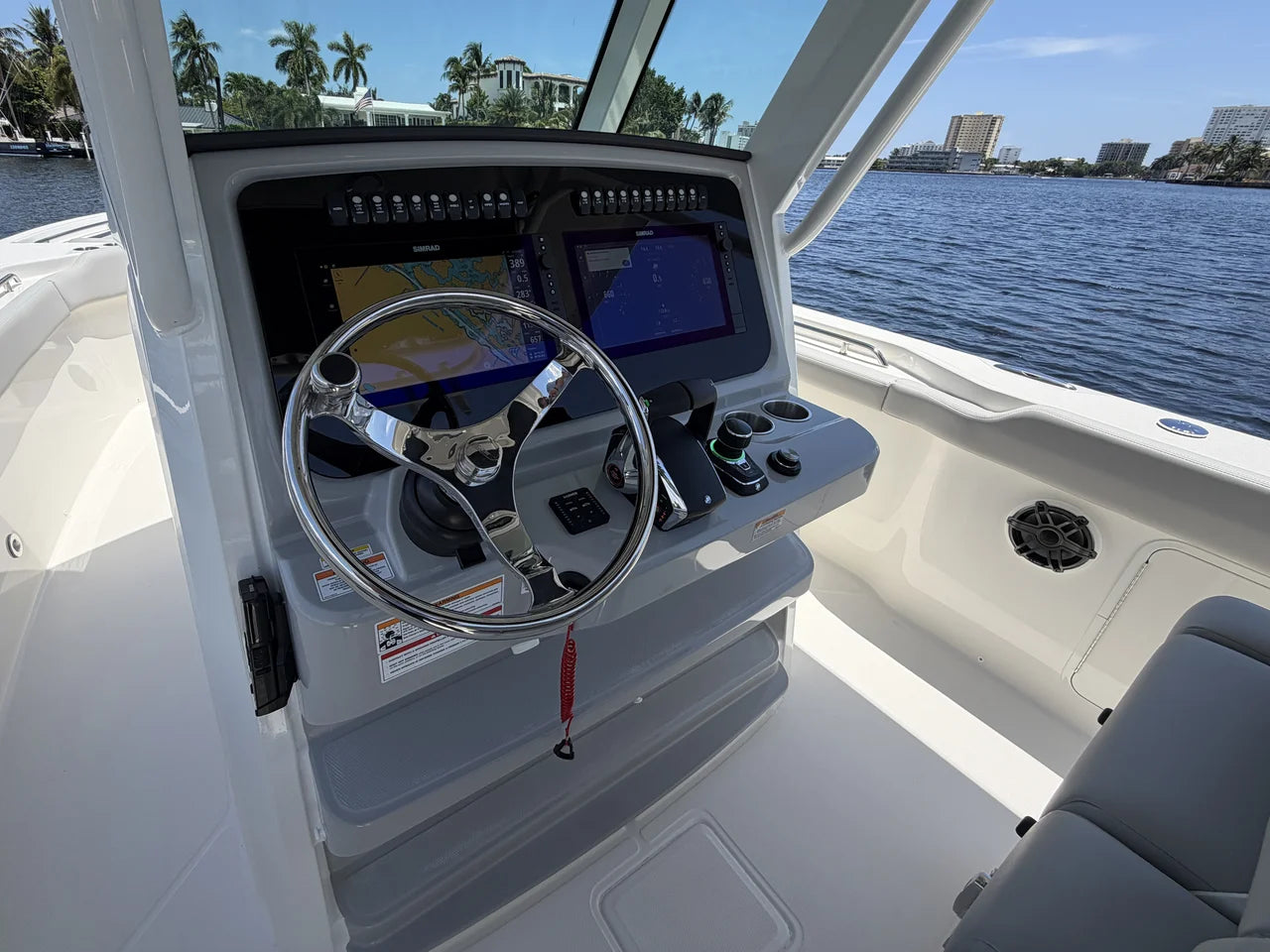 2026 Boston Whaler 330 Outrage 33.0 feet, Pompano Beach, Florida #41