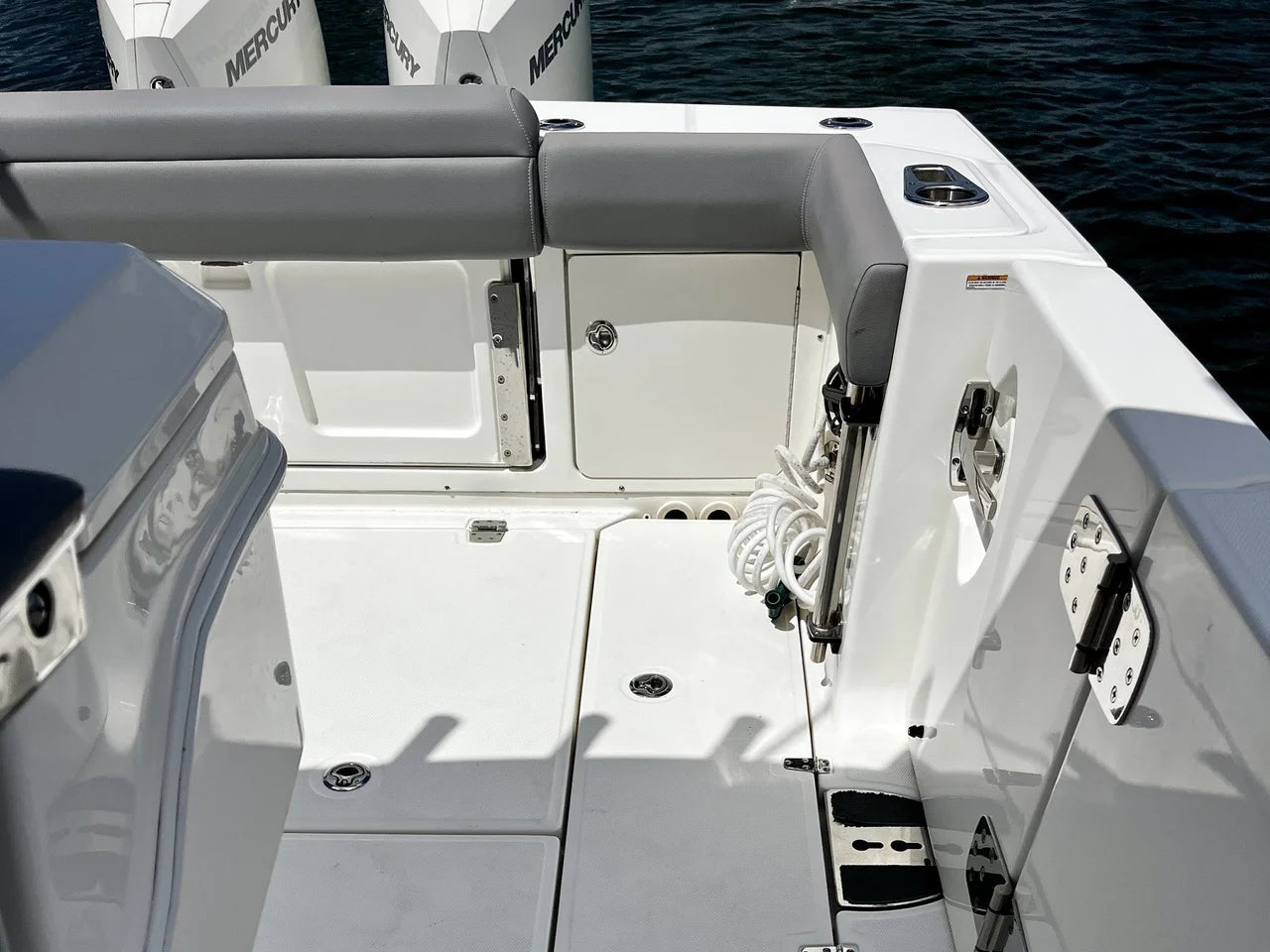 2023 Boston Whaler 330 OUTRAGE 33.0 feet, Venice, Florida #37