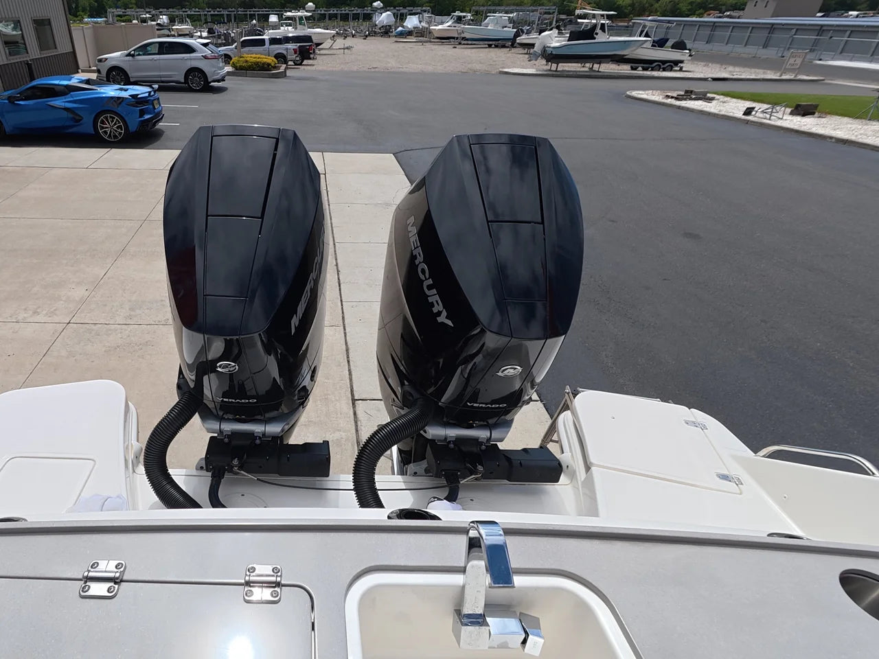 2025 Boston Whaler 330 Vantage 33.0 feet, Dennis, New Jersey #10