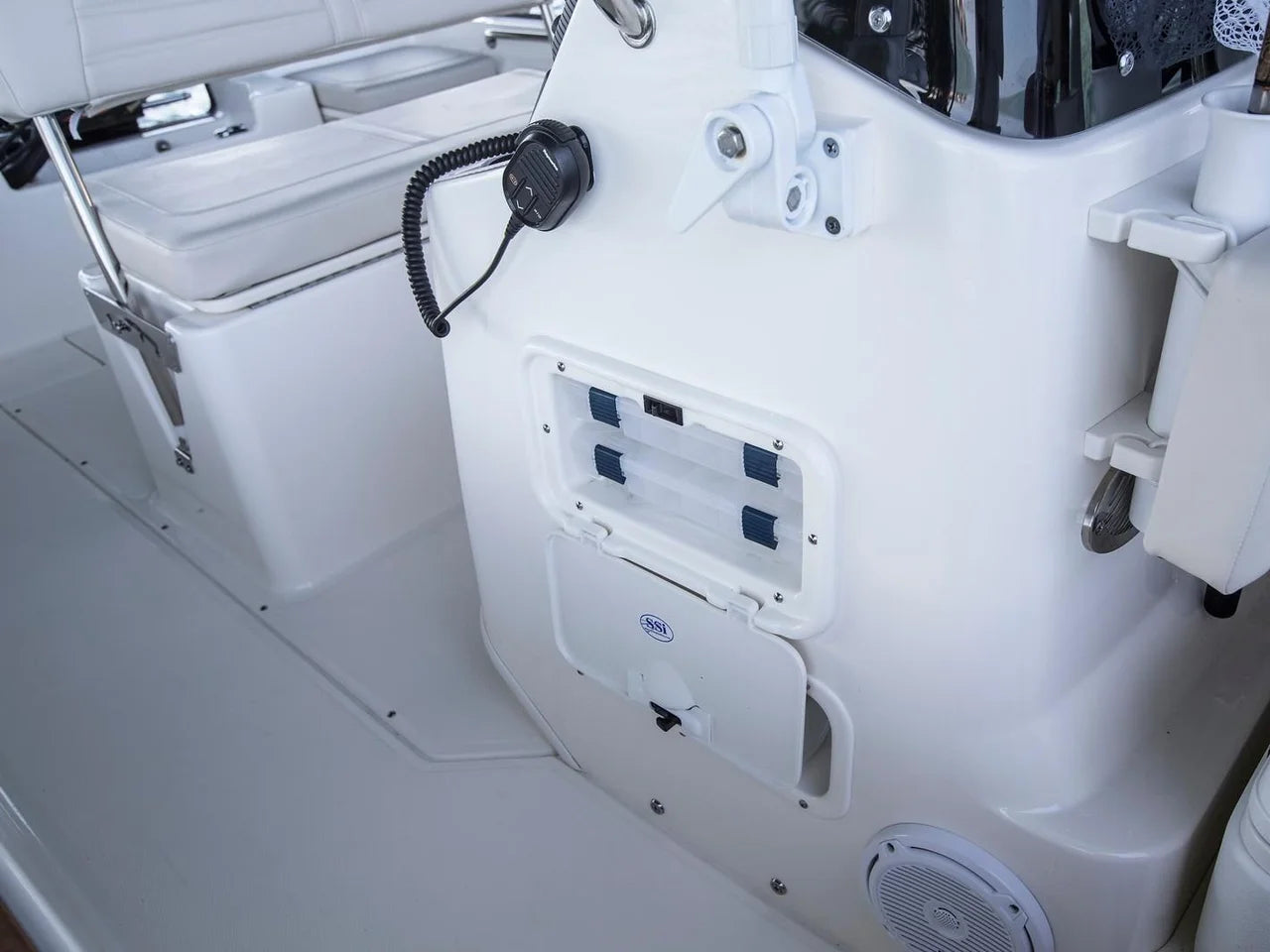 2027 Boston Whaler 170 Montauk 17.0 feet, Clearwater, Florida #16