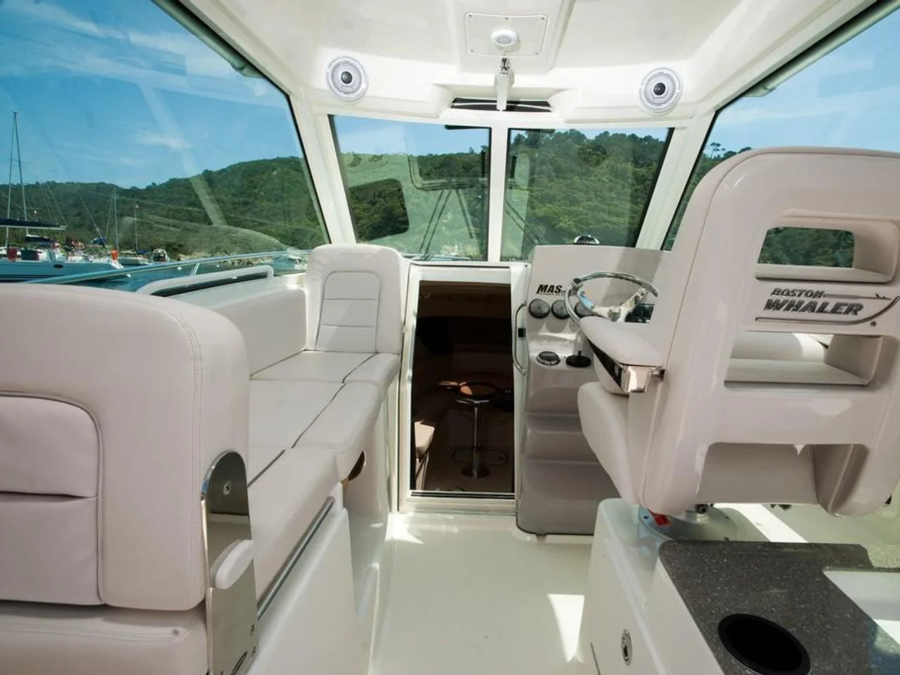 2026 Boston Whaler 285 Conquest 28.0 feet, Inuvik, Northwest Territories #7