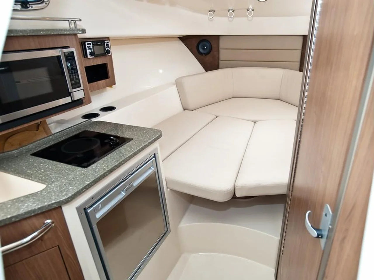 2026 Boston Whaler 285 Conquest 28.0 feet, Inuvik, Northwest Territories #18