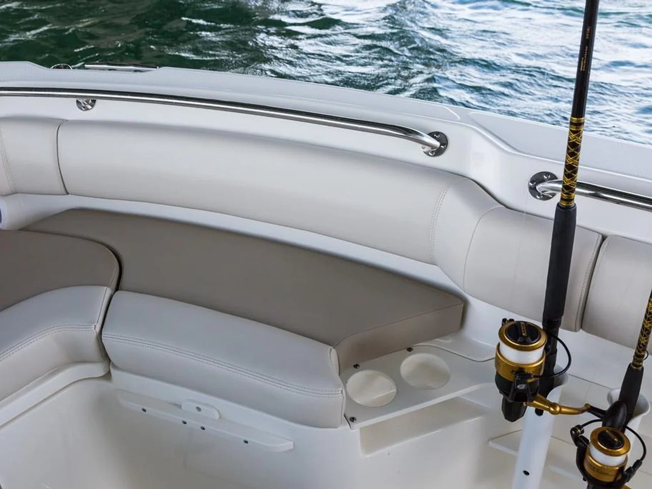 2026 Boston Whaler 230 Outrage 23.0 feet, Inuvik, Northwest Territories #19