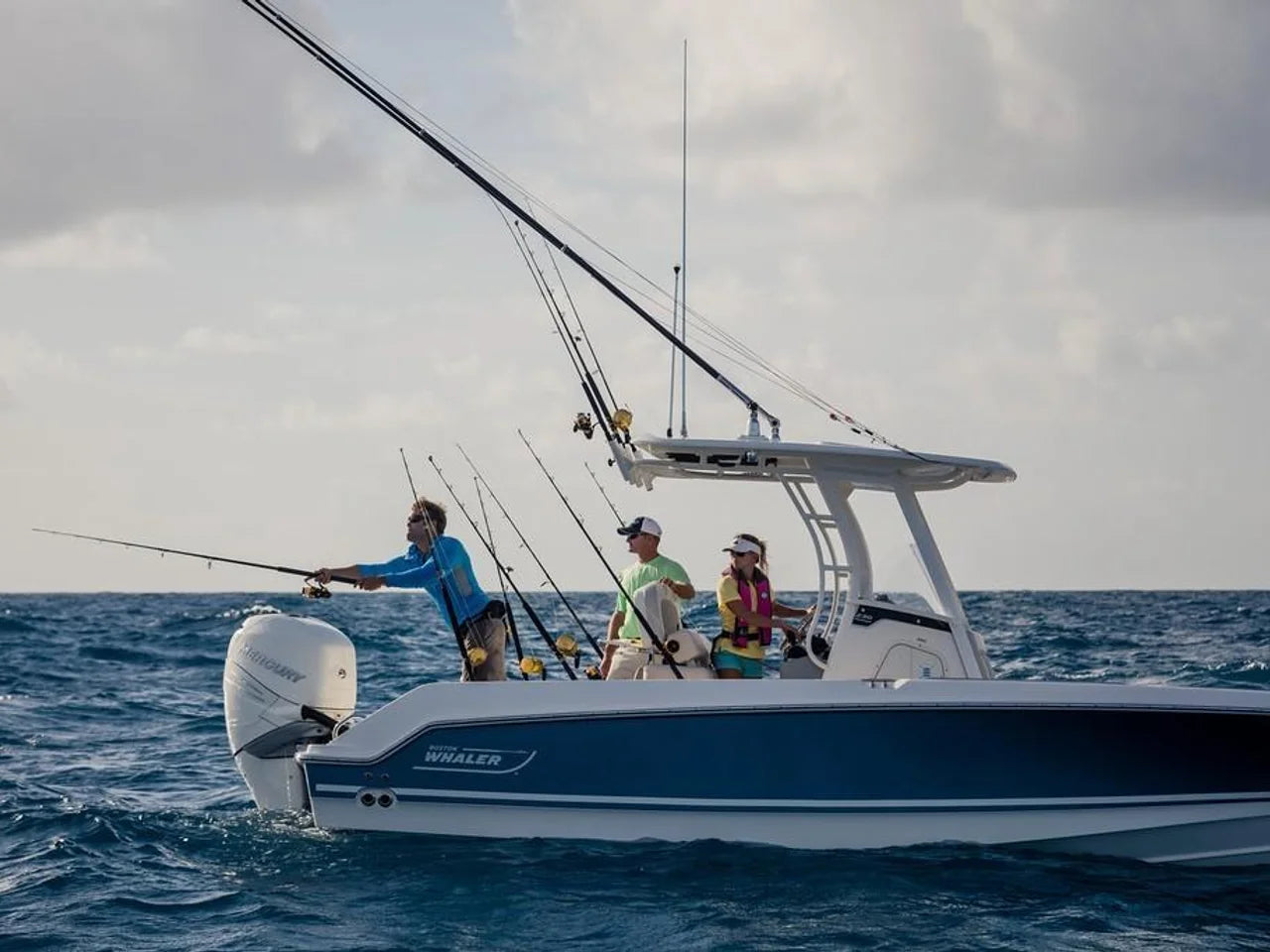2026 Boston Whaler 230 Outrage 23.0 feet, Inuvik, Northwest Territories #6