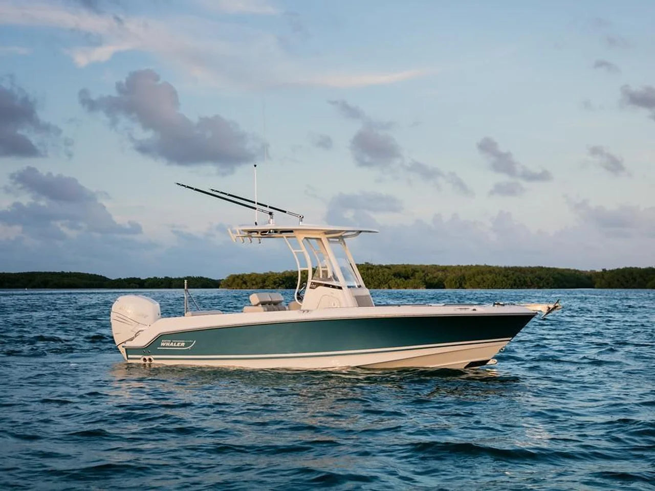 2026 Boston Whaler 230 Outrage 23.0 feet, Inuvik, Northwest Territories #4