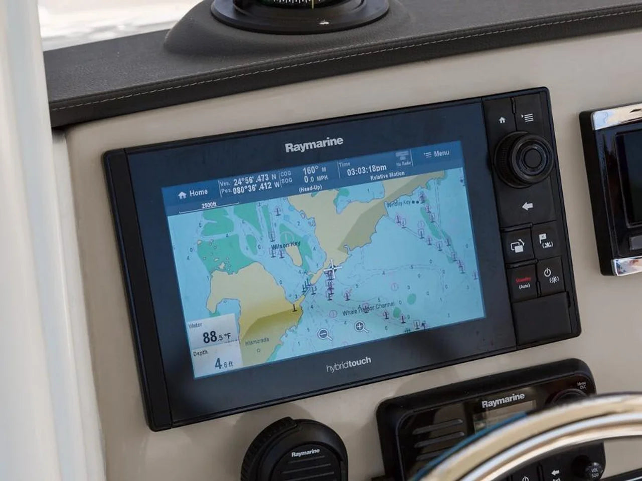 2026 Boston Whaler 230 Outrage 23.0 feet, Inuvik, Northwest Territories #39