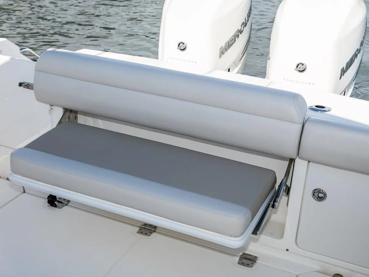 2027 Boston Whaler 33OUT 33.0 feet, Charleston, South Carolina #20