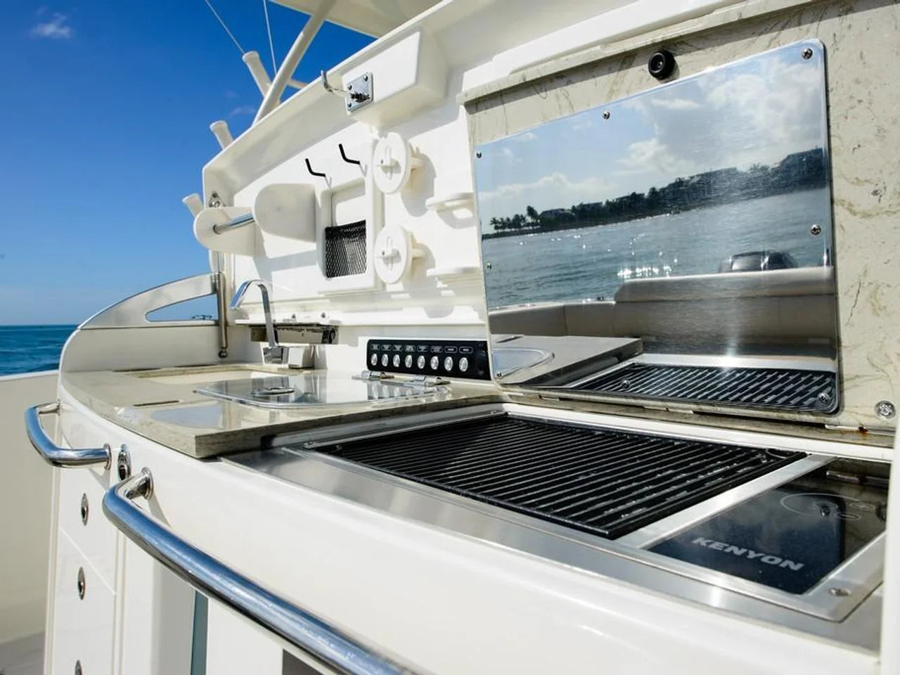 2026 Boston Whaler 420 Outrage 42.0 feet, Stuart, Florida #14