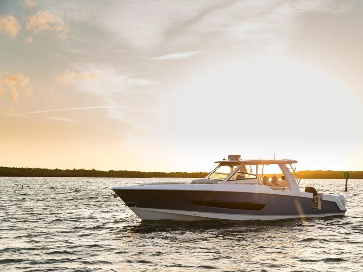 2027 Boston Whaler 420 Outrage 42.0 feet, Inuvik, Northwest Territories #3