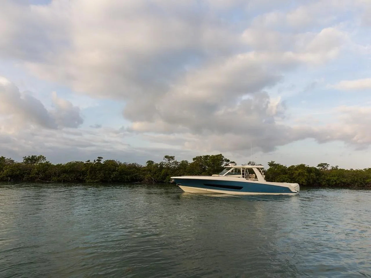 2027 Boston Whaler 420 Outrage 42.0 feet, Sarasota, FL #26
