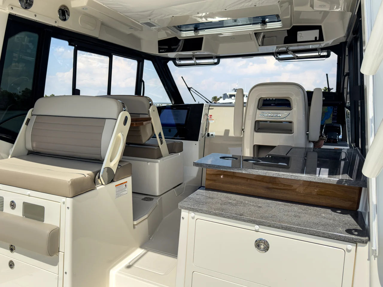 2026 Boston Whaler 365 Conquest 36.0 feet, Fort Myers, FL #9