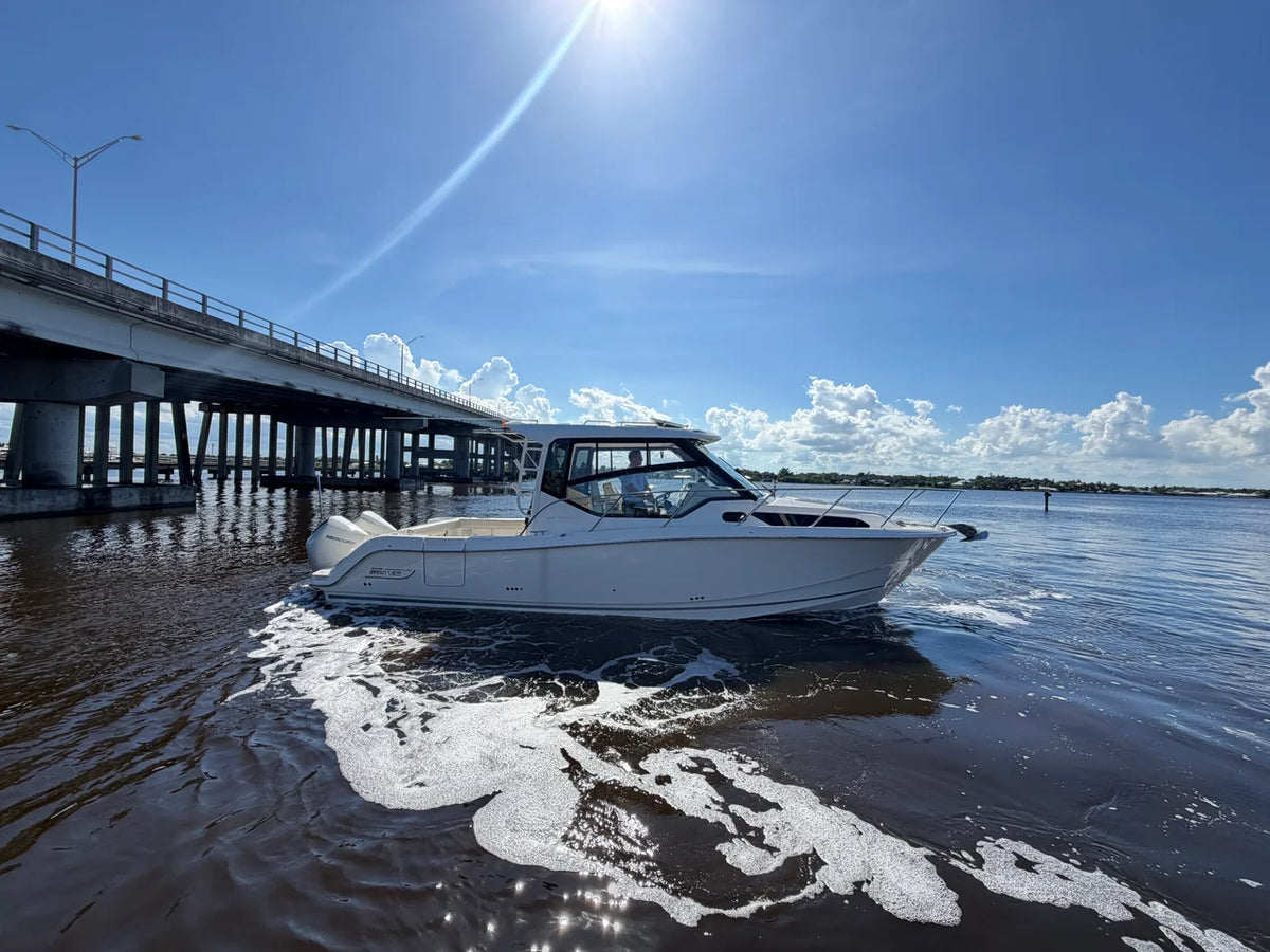 2026 Boston Whaler 325 CONQUEST 32.0 feet, Stuart, Florida #17