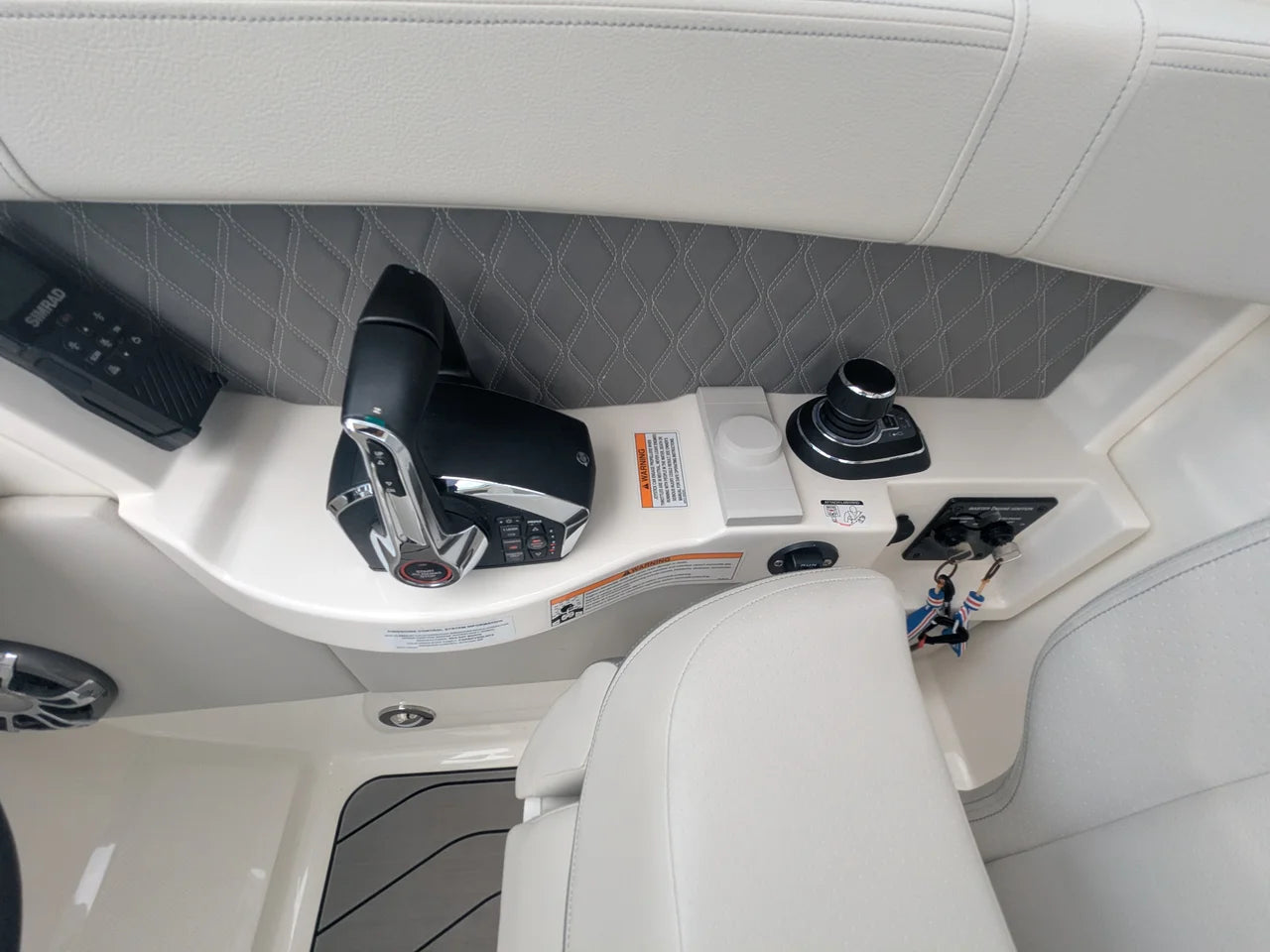2023 Sea Ray 350 SLX OB 34.0 feet, Grasonville, MD #17