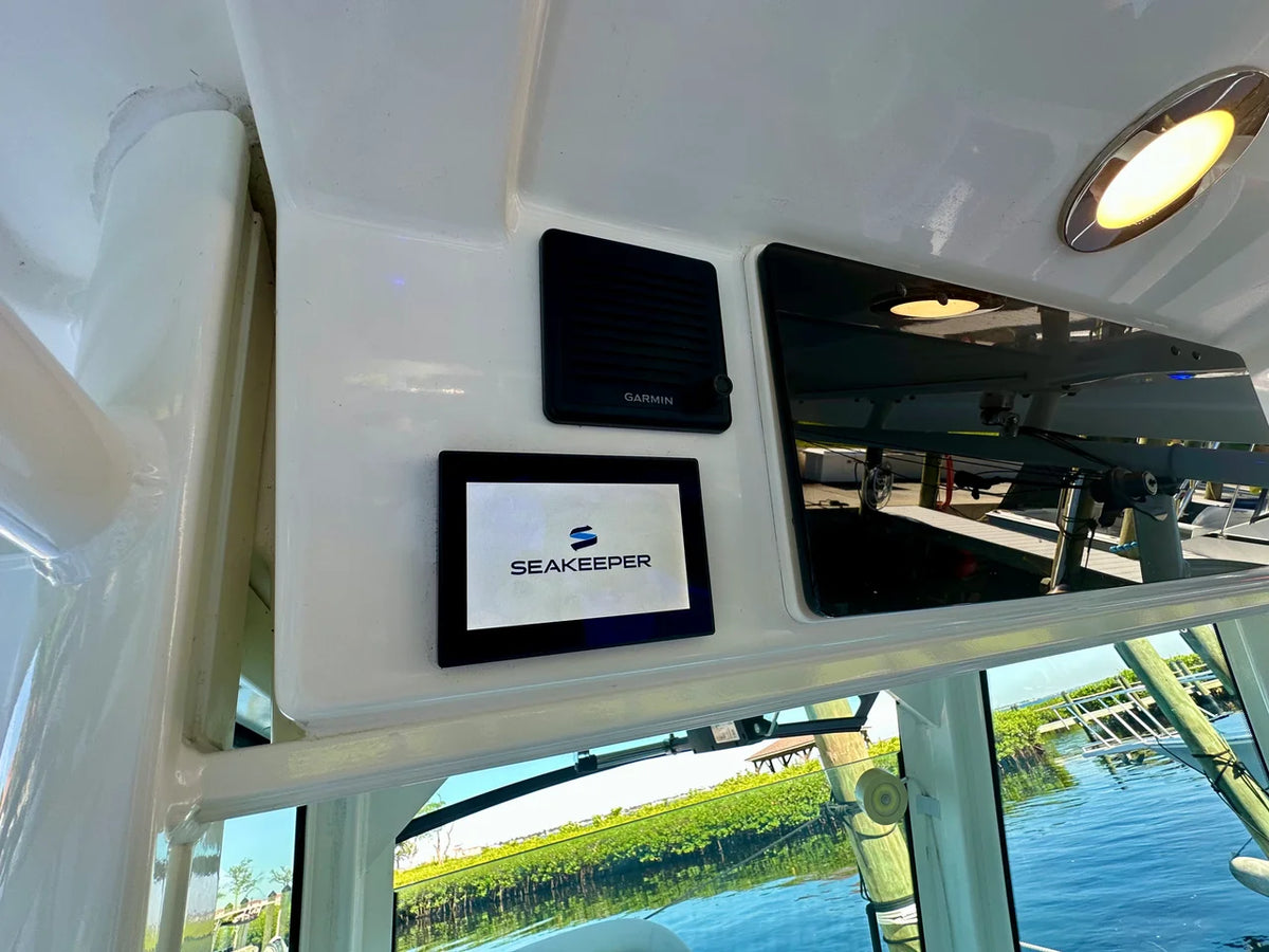 2021 Boston Whaler 330 OUTRAGE 33.0 feet, Fort Myers, FL #30