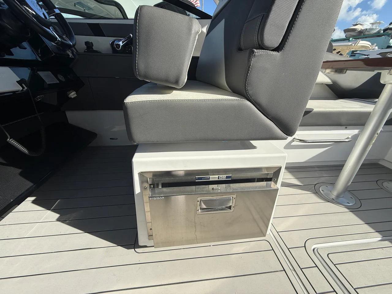 2022 Cruisers Yachts 34 GLS Outboard 34.0 feet, Miami, FL #24