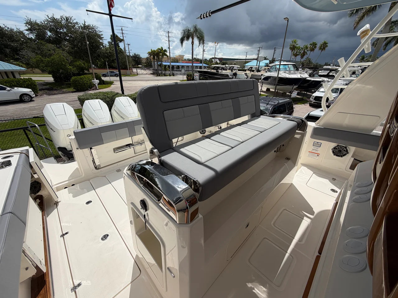 2026 Boston Whaler 420 Outrage 42.0 feet, Stuart, Florida #36