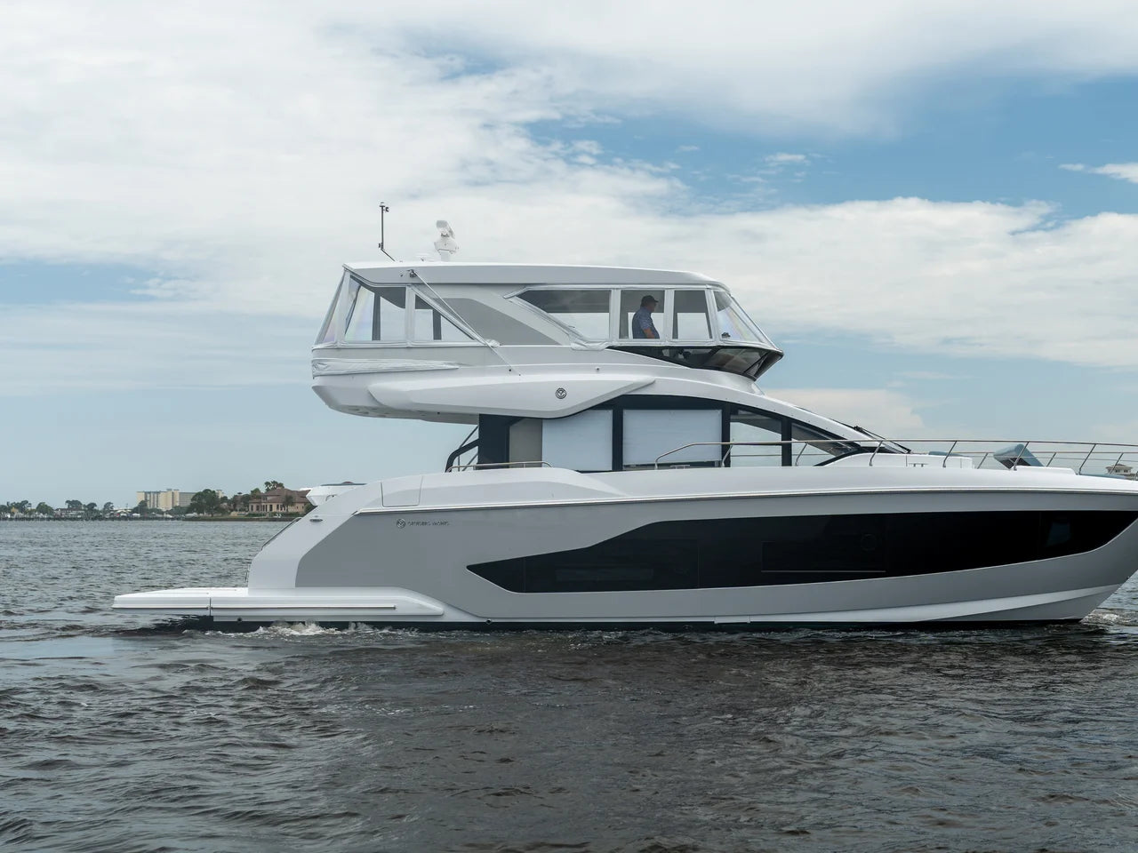 2026 Cruisers Yachts 57 FLY 57.0 feet, Panama City, FL #5