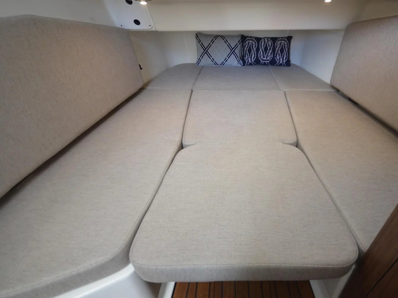 2027 Boston Whaler 380 Outrage 38.0 feet, Pompano Beach, Florida #13