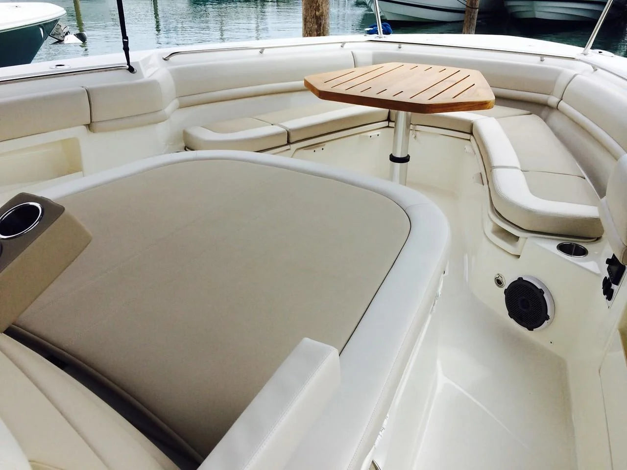 2027 Boston Whaler 380 Outrage 38.0 feet, Naples, Florida #15
