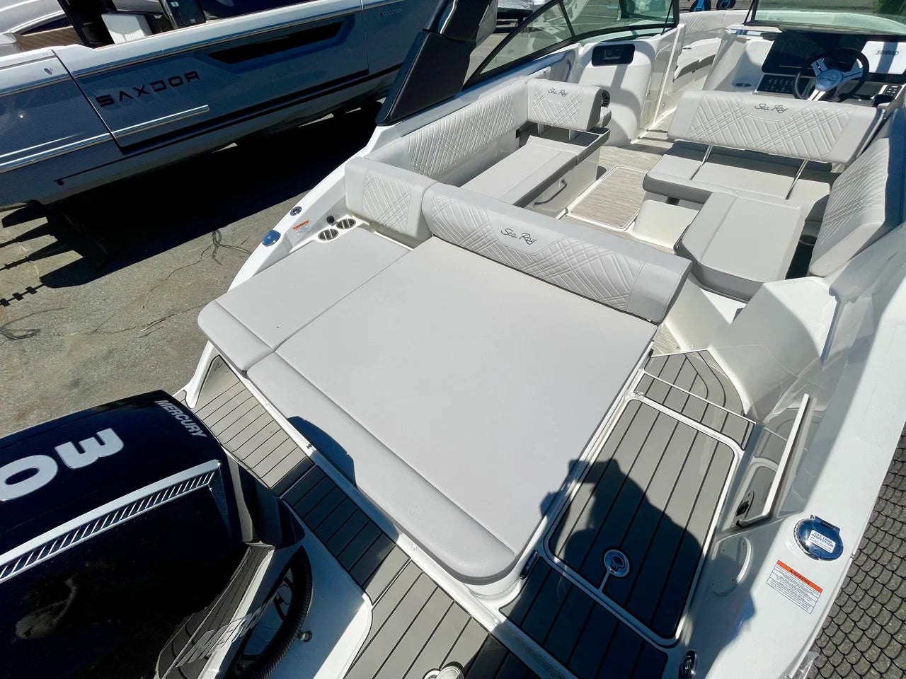 2026 Sea Ray SDX 250 Outboard 25.0 feet, Danvers, Massachusetts #3