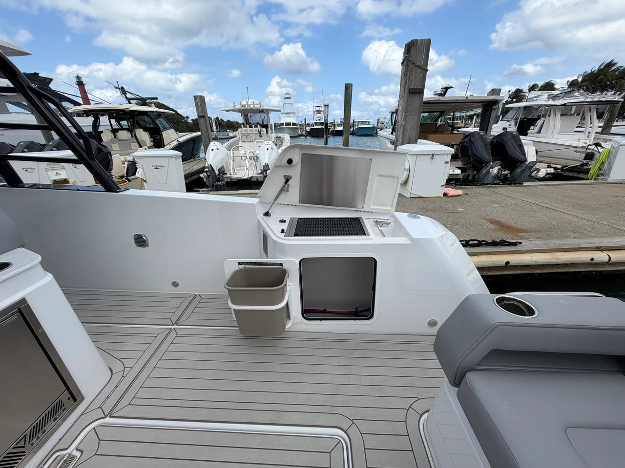 2026 Cruisers Yachts 38 VTR 38.0 feet, Jupiter, Florida #35