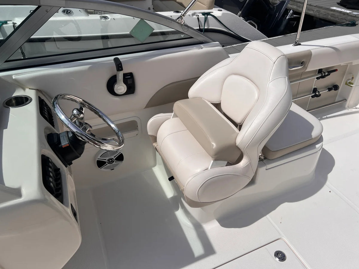 2017 Robalo R227 21.0 feet, Wakefield, RI #13