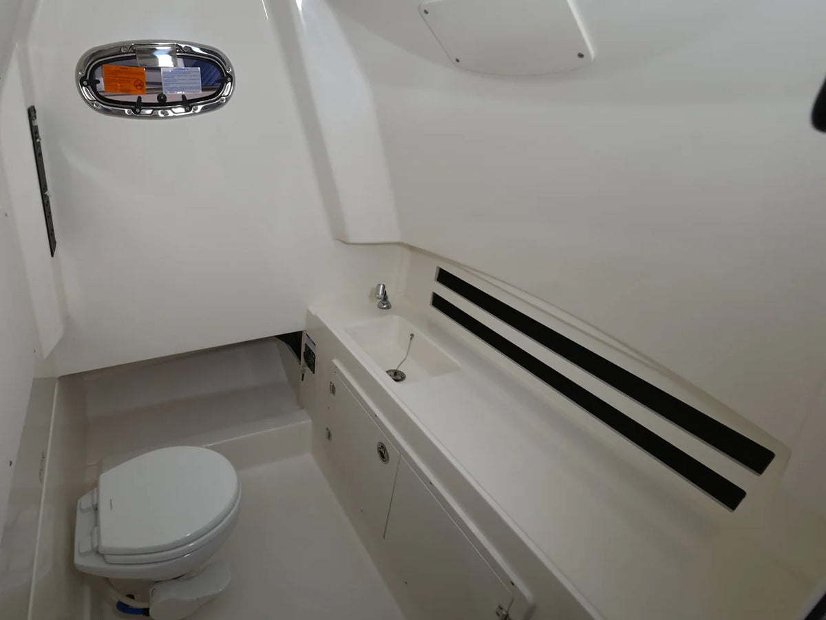 2026 Boston Whaler 330 Outrage 33.0 feet, Norwalk, Connecticut #25