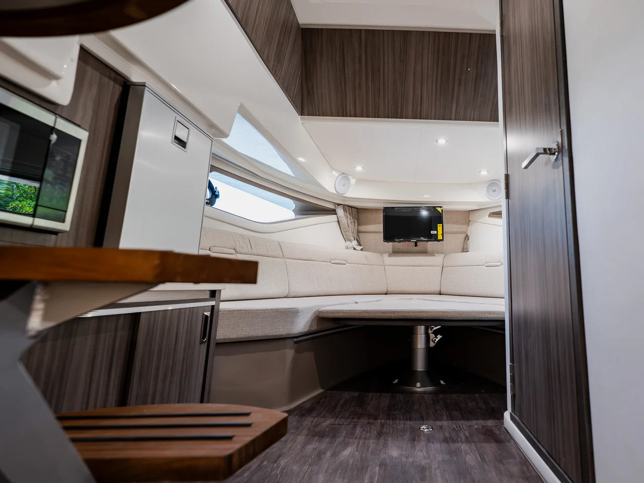 2027 Sea Ray Sundancer 320 Outboard 32.0 feet, Clearwater, Florida #83