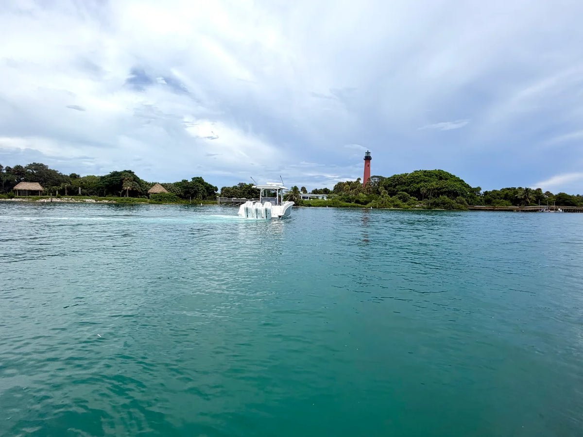 2026 Boston Whaler 380 Outrage 38.0 feet, Jupiter, Florida #7