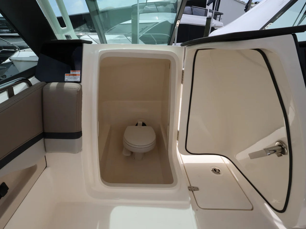 2026 Boston Whaler 240 Vantage 24.0 feet, Naples, Florida #22