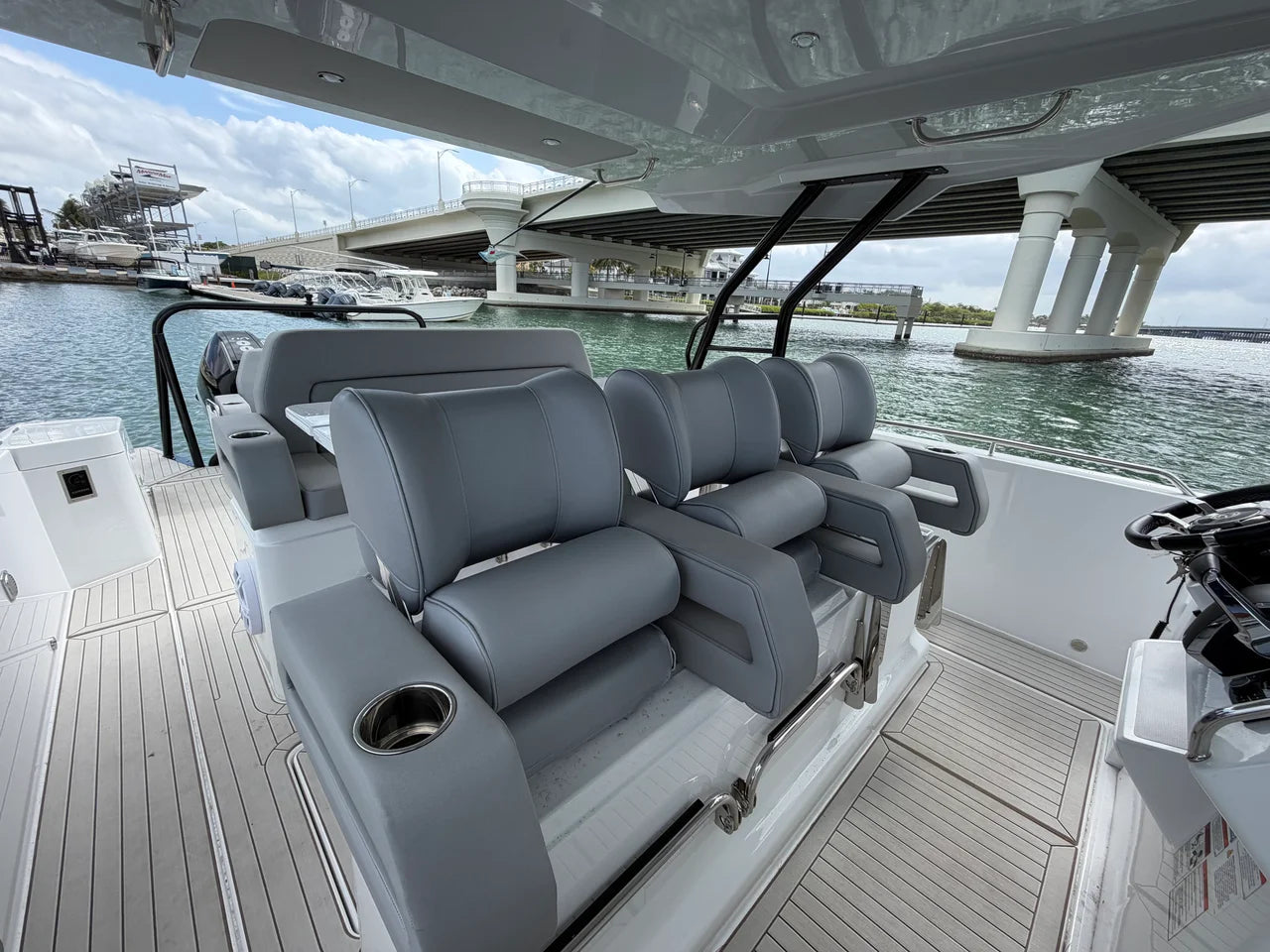 2026 Cruisers Yachts 38 VTR 38.0 feet, Jupiter, Florida #15