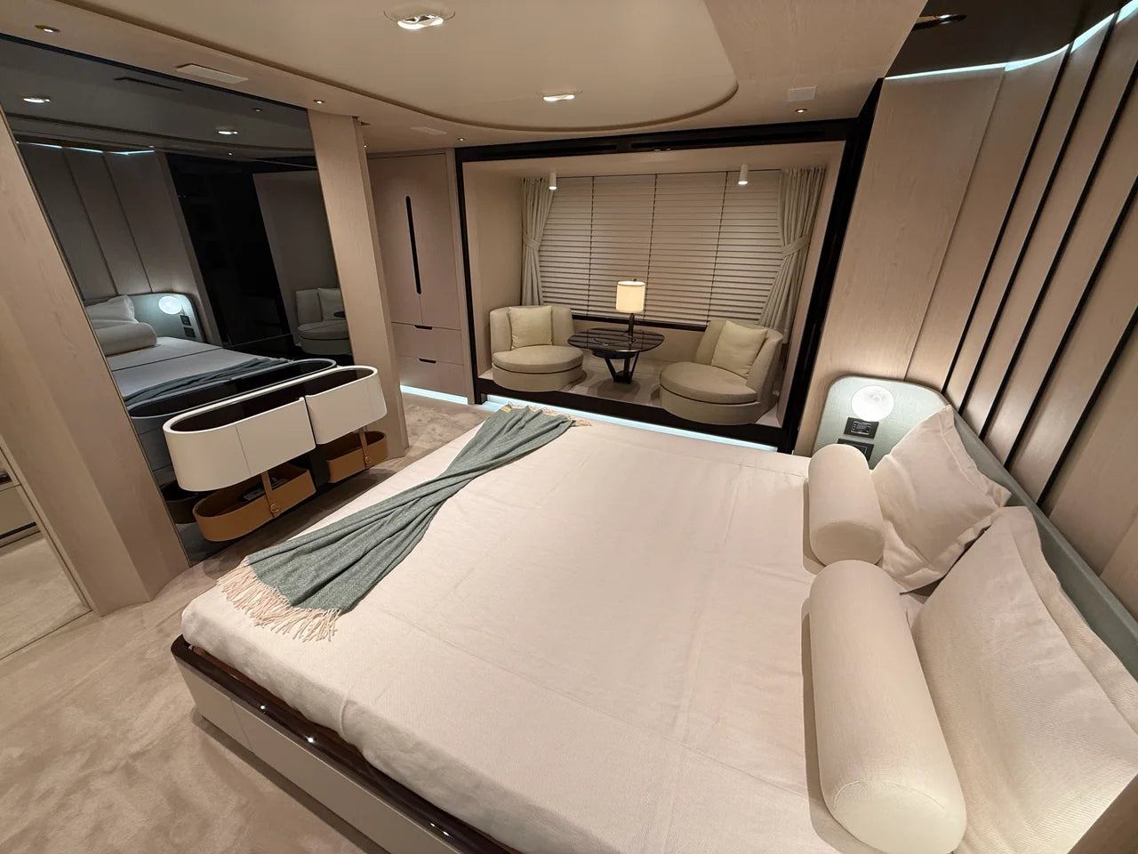 2022 Azimut GRANDE 25M 87.0 feet, Fort Lauderdale, FL #52