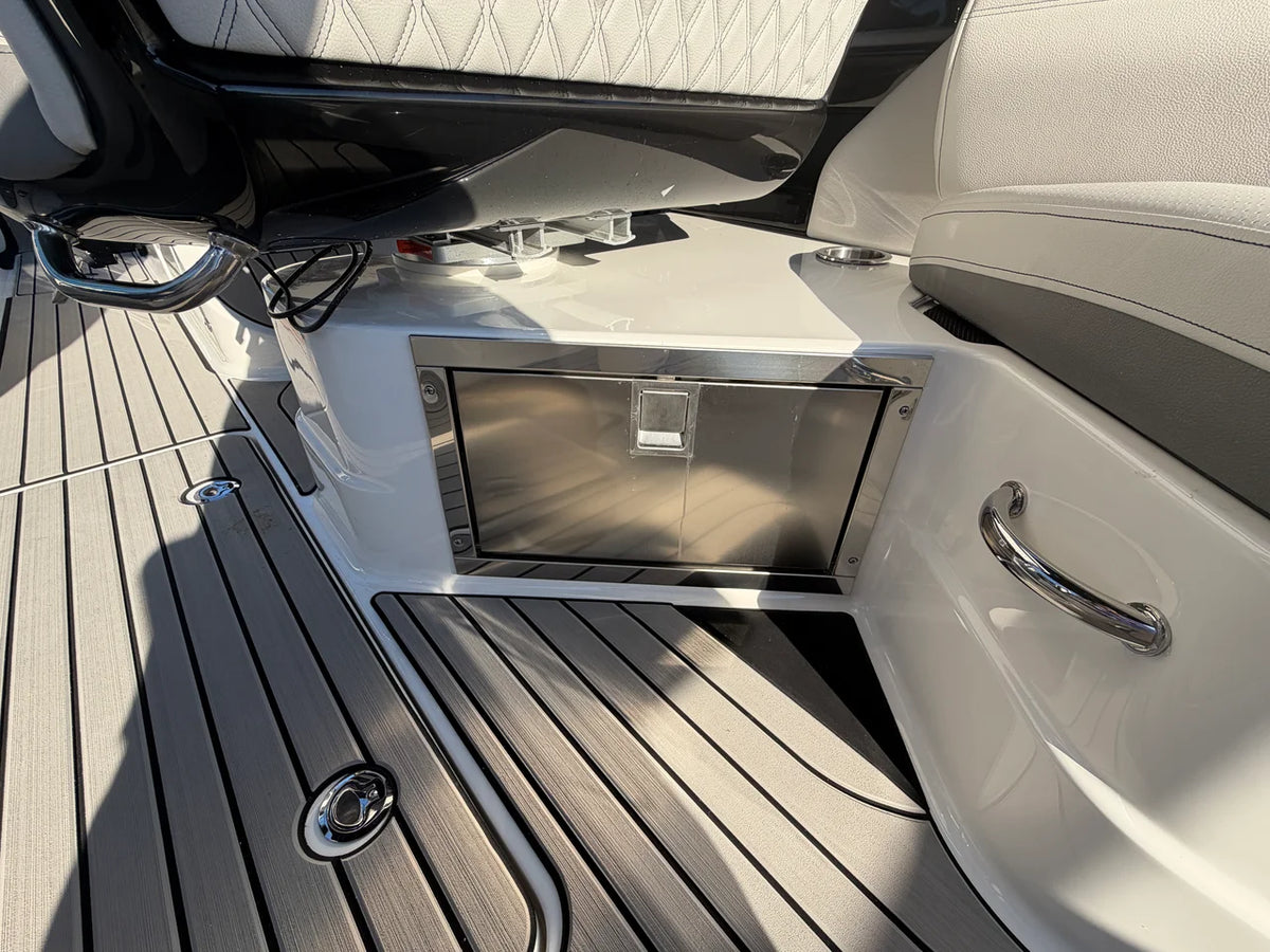 2027 Sea Ray SLX 280 Outboard 28.0 feet, Grasonville, MD #19